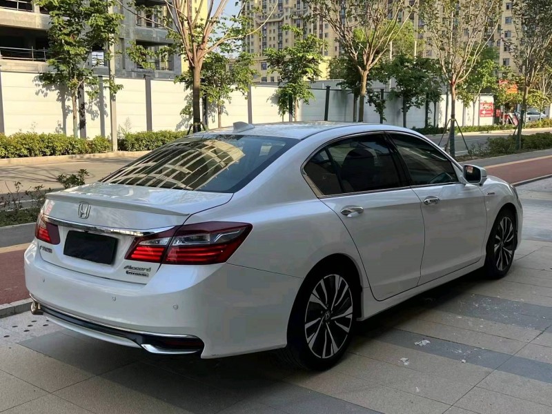 枣庄17年本田雅阁9