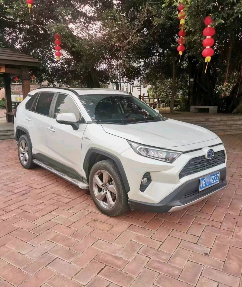 汕头22年丰田RAV4荣放2