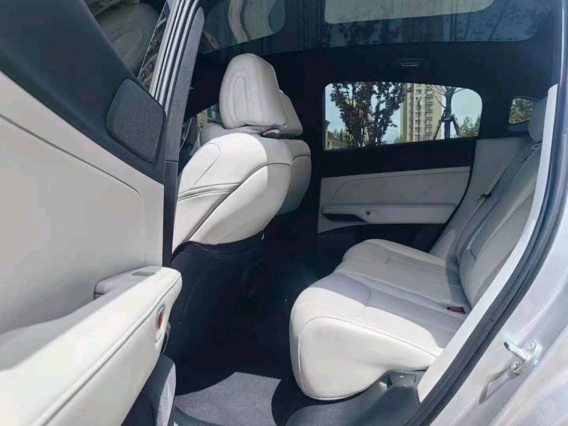 東營23年小鵬汽車G64