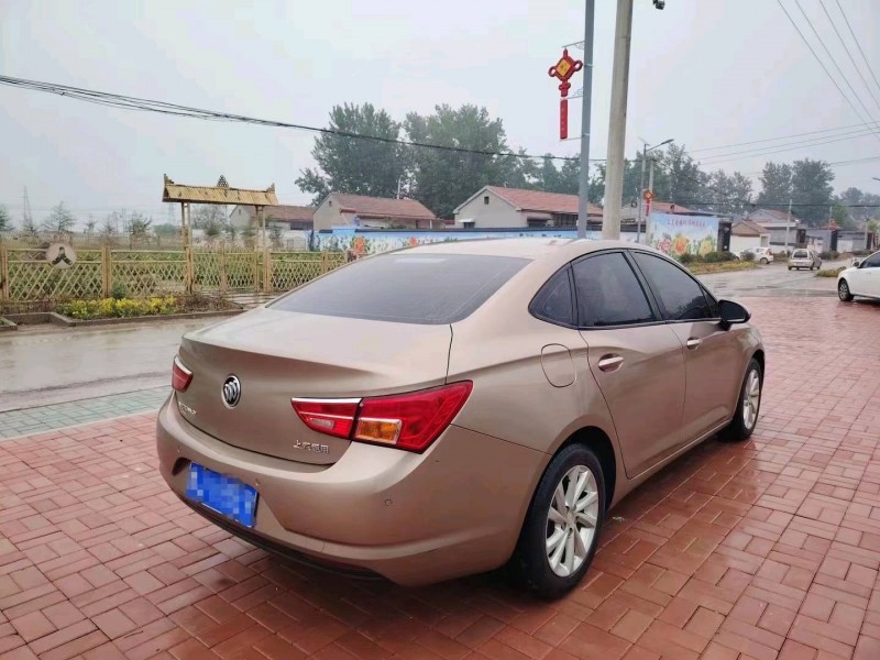 菏泽18年别克威朗5