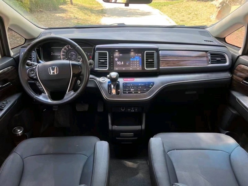 枣庄18年本田艾力绅6