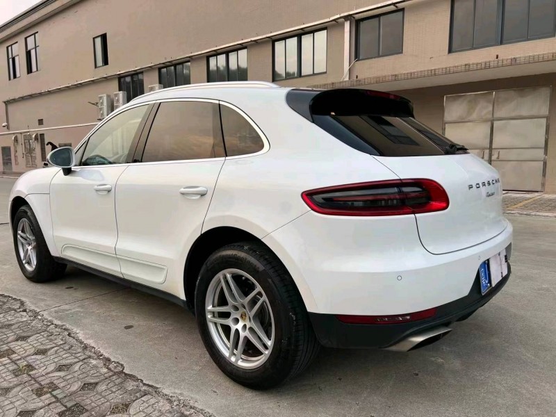 江门17年保时捷Macan8