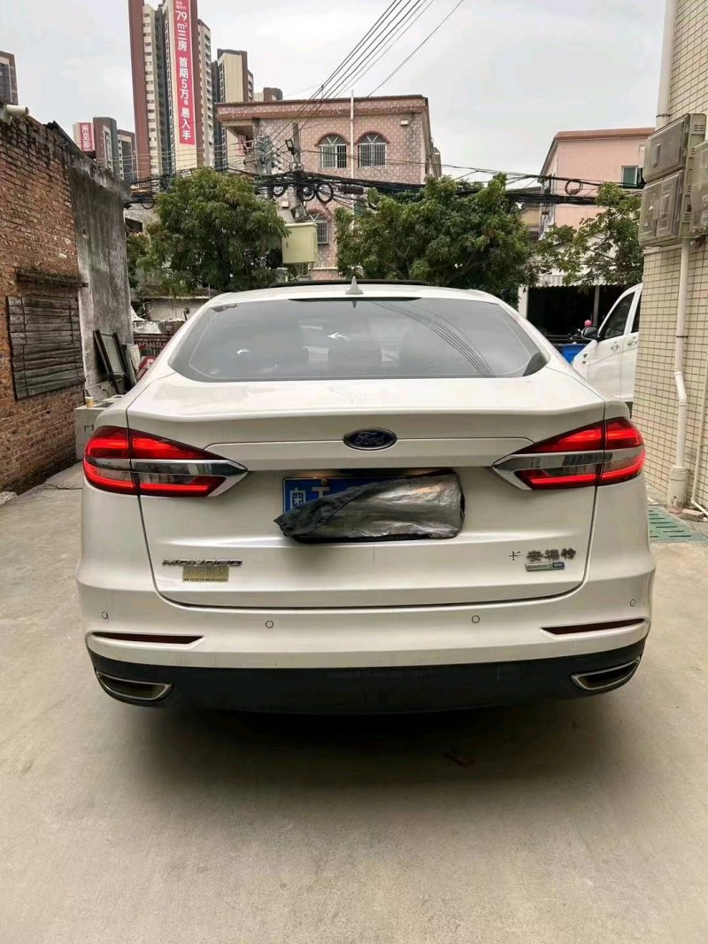 中山21年福特蒙迪欧7