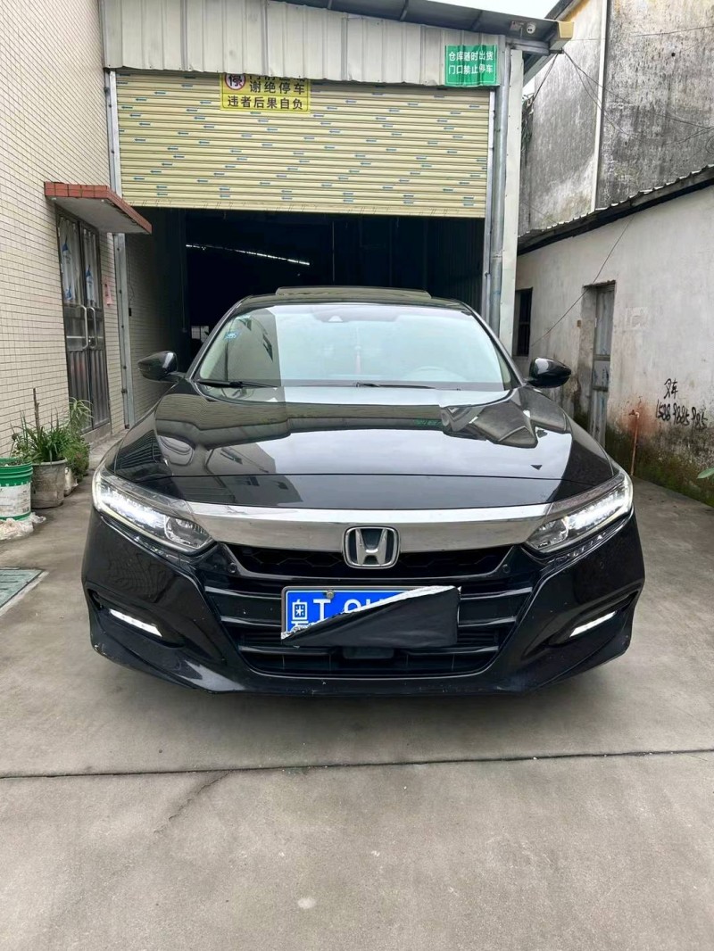 中山18年本田雅阁1