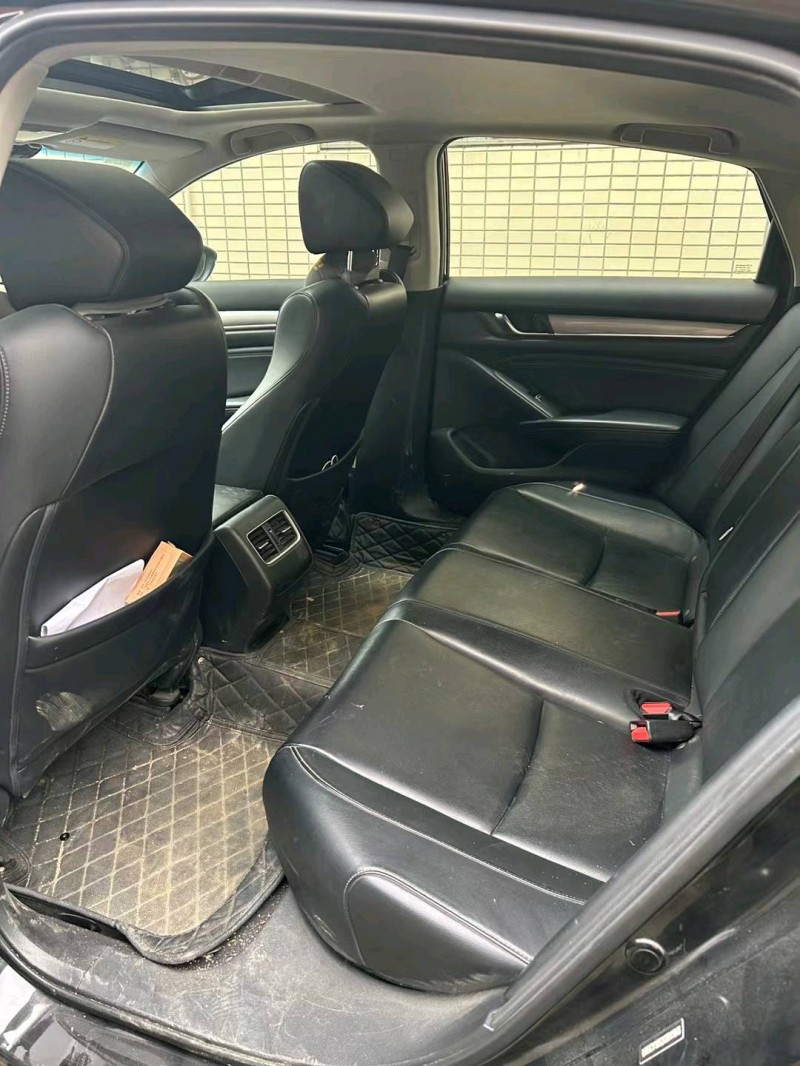 中山18年本田雅阁4