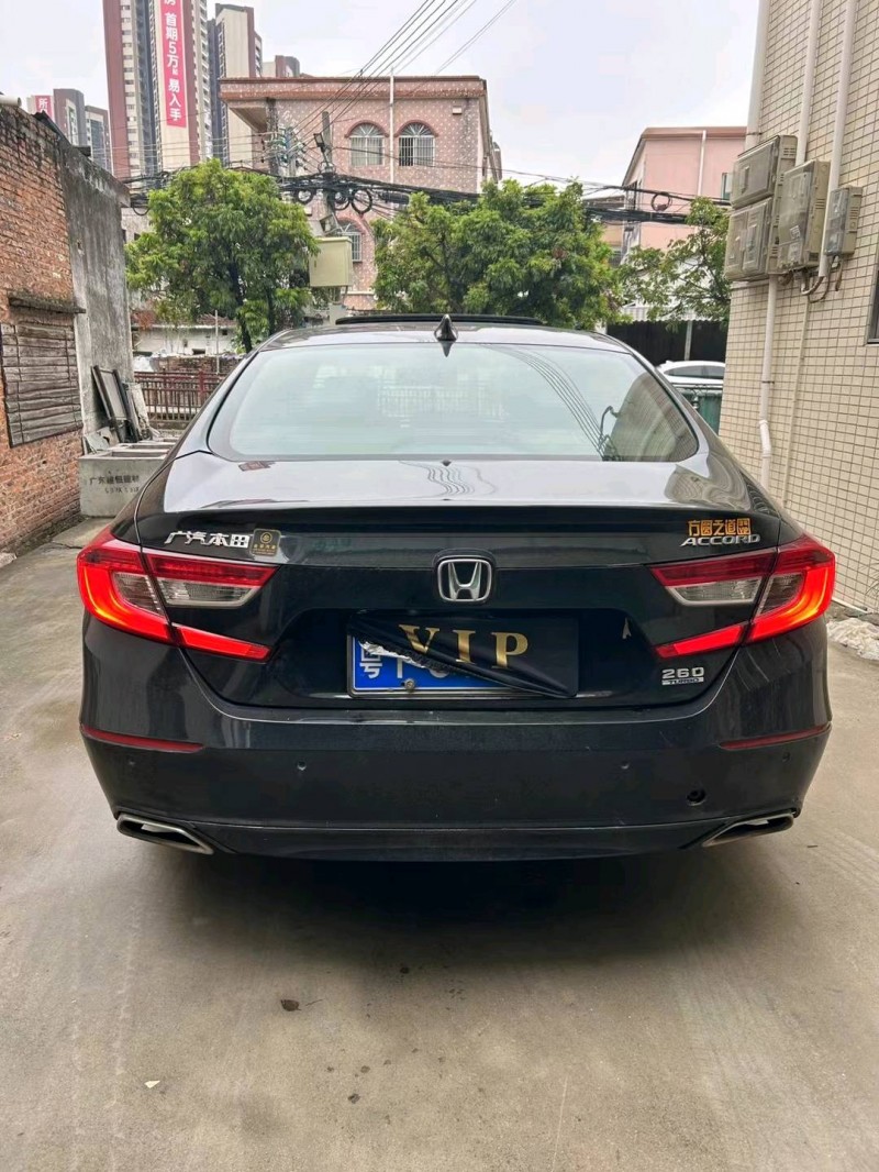 中山18年本田雅阁7