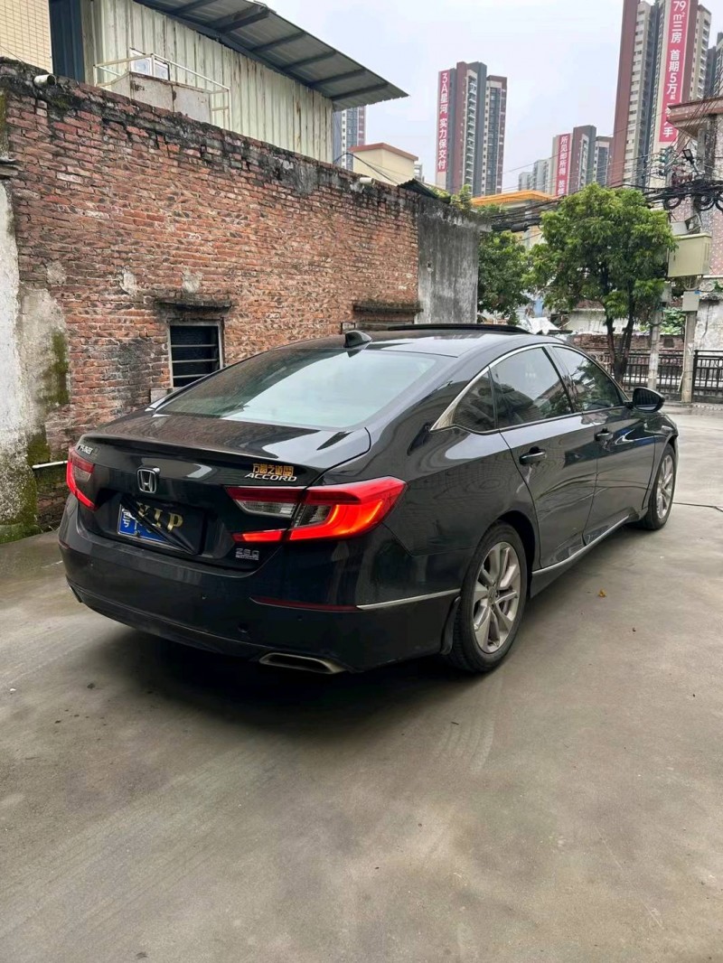 中山18年本田雅阁8