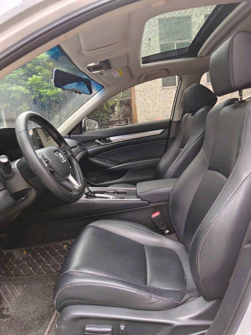 广州20年本田雅阁4