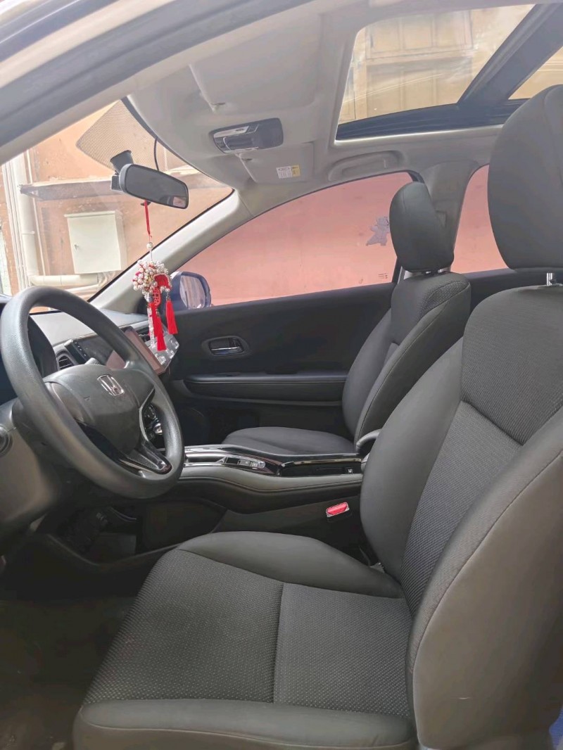 广州22年本田缤智4