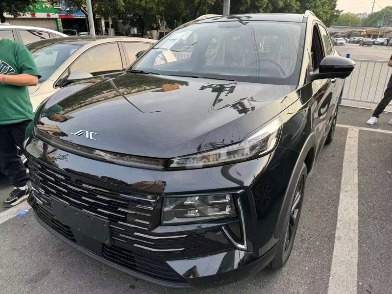 重慶24年江淮QX2