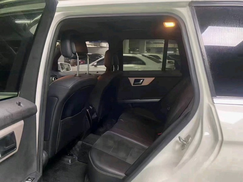 成都15年奔驰GLK4