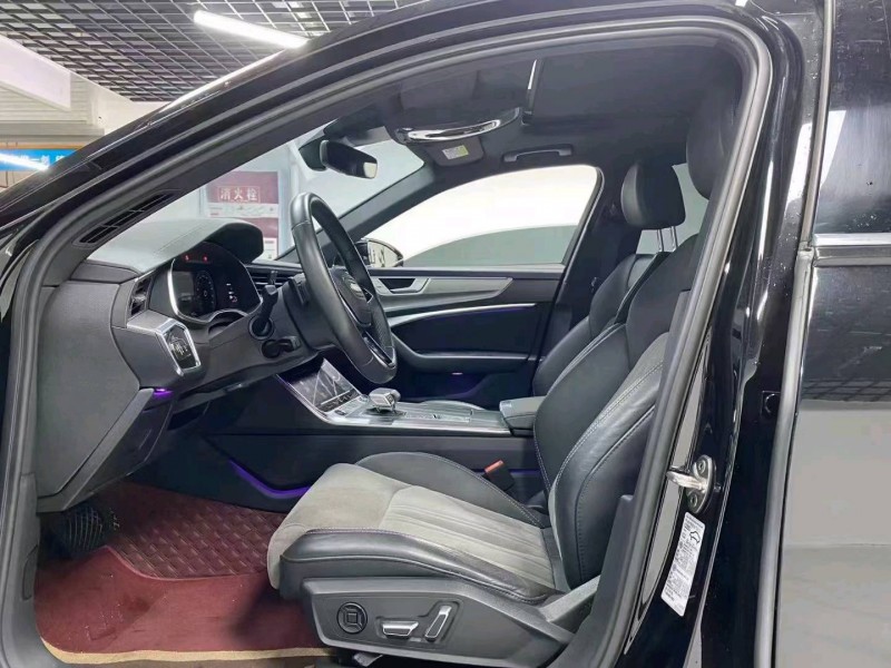 成都23年奥迪A6L2