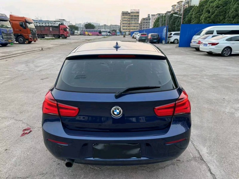 南宁18年宝马1系5