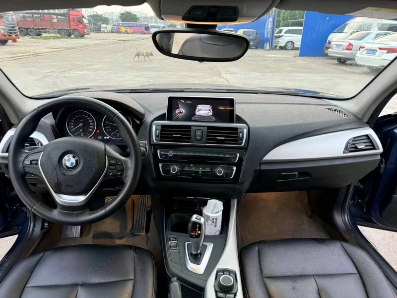 南宁18年宝马1系8