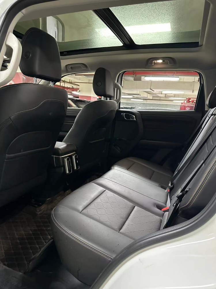 成都22年哈弗大狗5