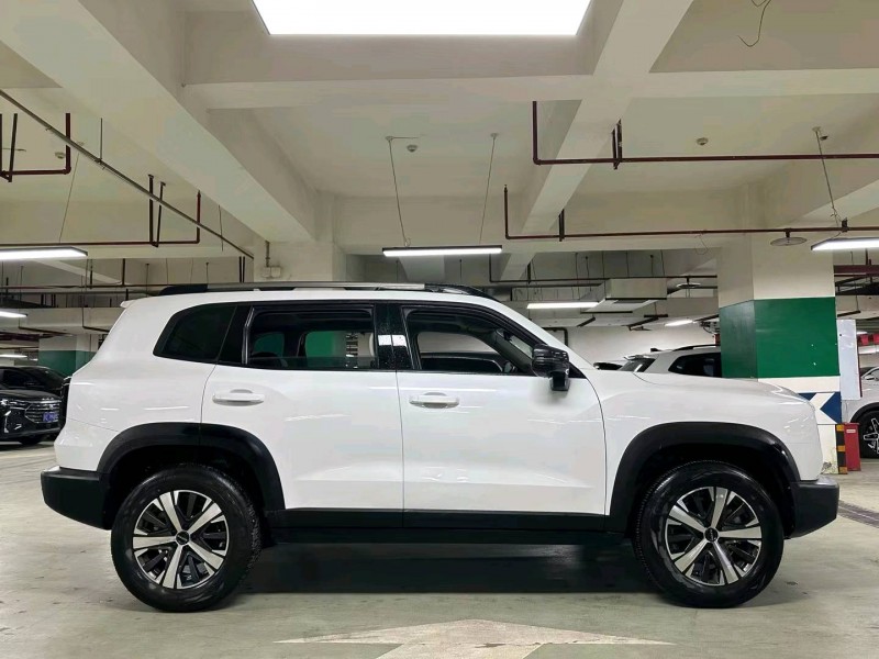 成都22年哈弗大狗9