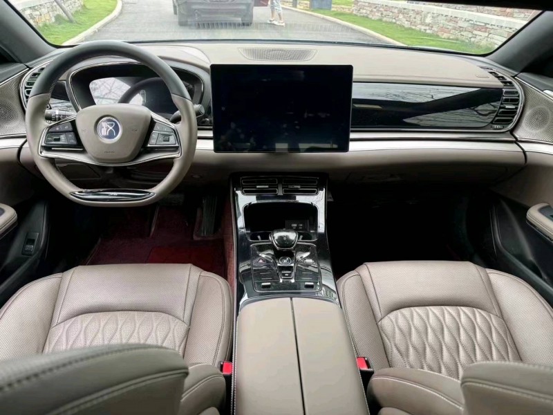 东营23年比亚迪汉9