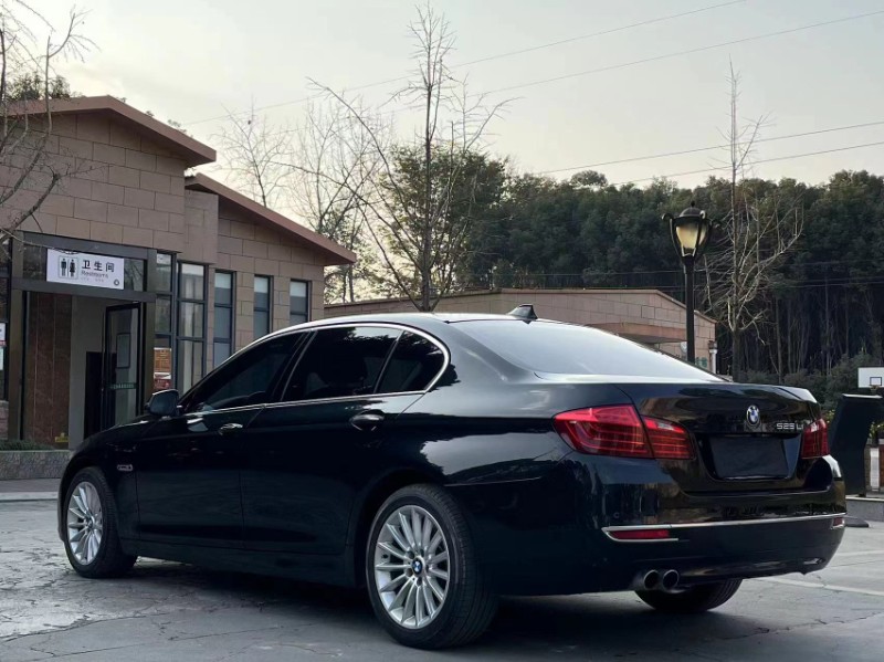 凉山14年宝马5系4