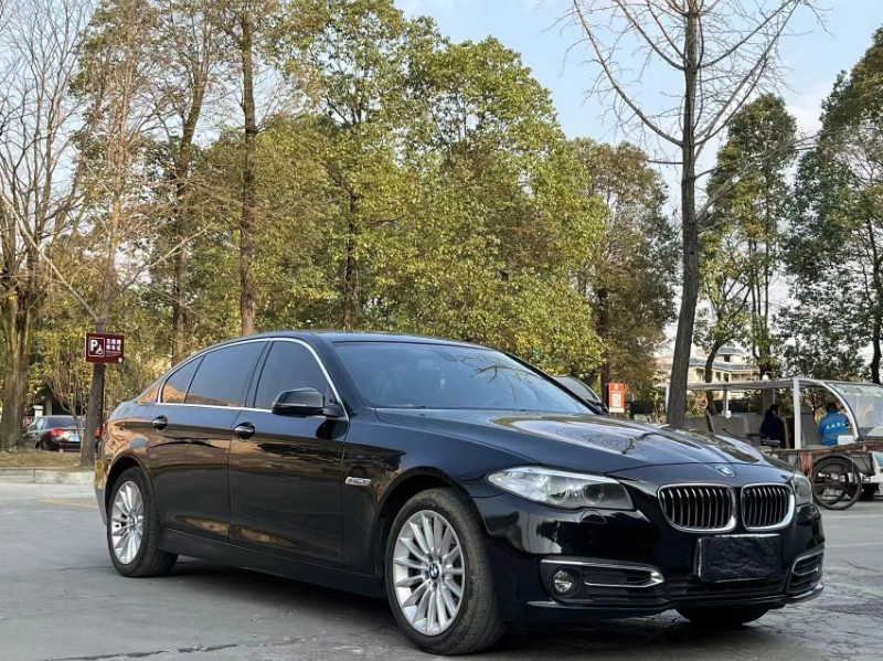 凉山14年宝马5系8