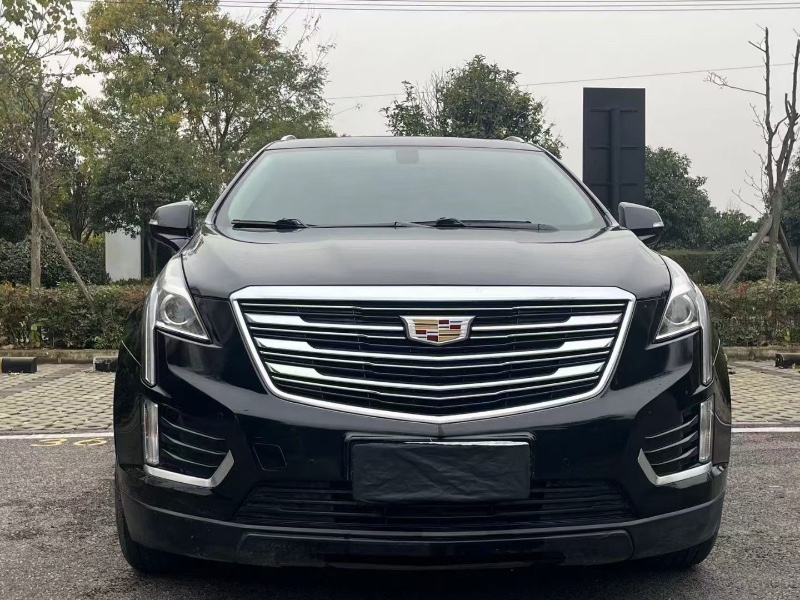 成都17年凯迪拉克XT51