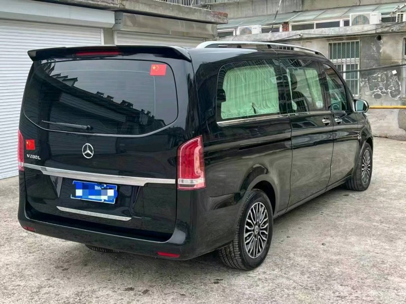 苏州19年奔驰V5