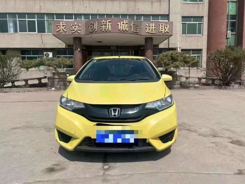 济南16年本田飞度1