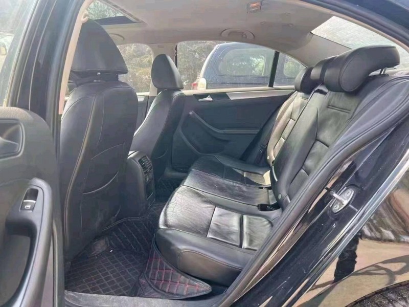 济南15年大众速腾5