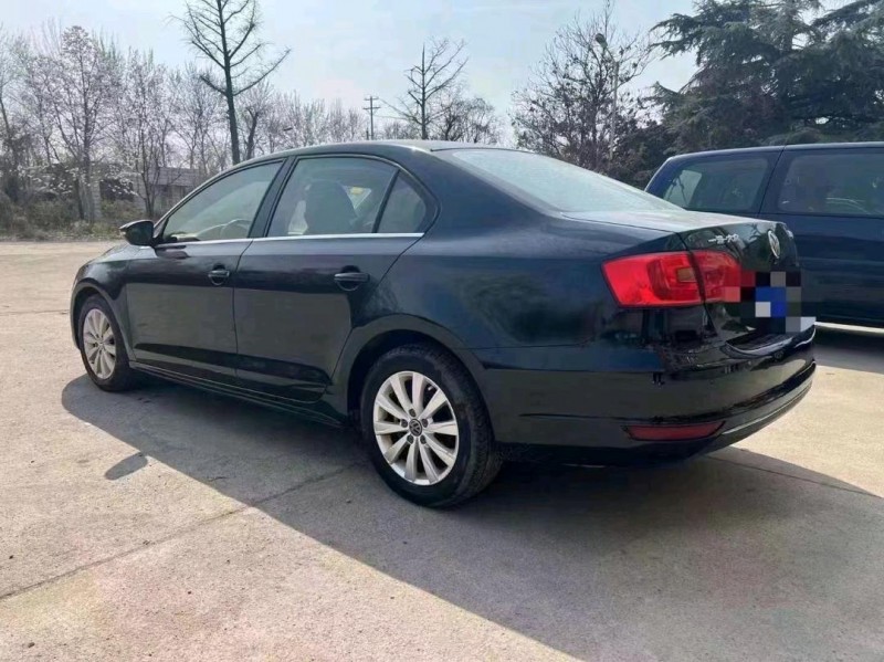 济南15年大众速腾8