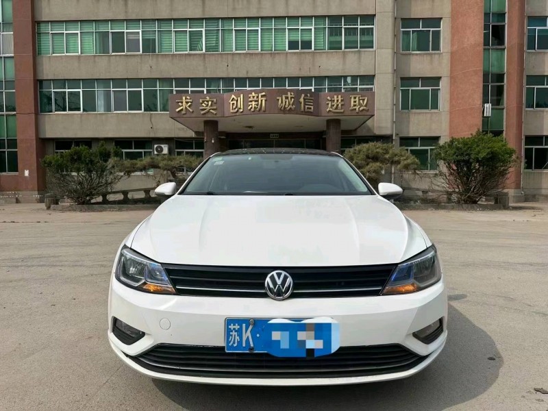 济南15年大众凌渡1