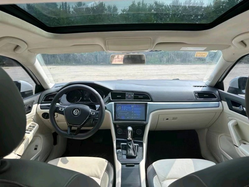 济南15年大众凌渡5