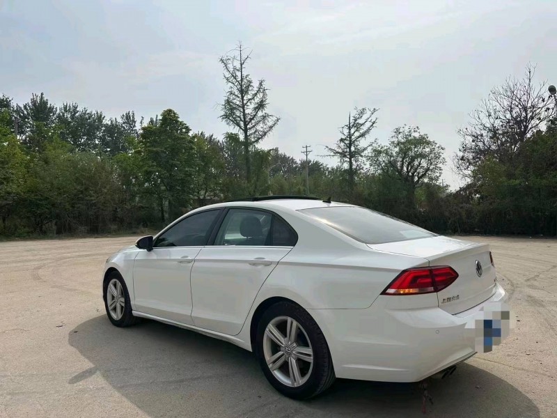 济南15年大众凌渡8