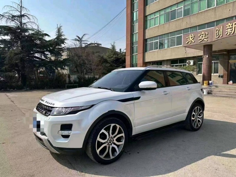 济南17年路虎极光2