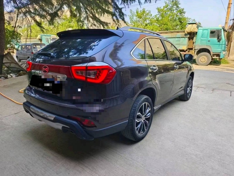 济南14年比亚迪S78