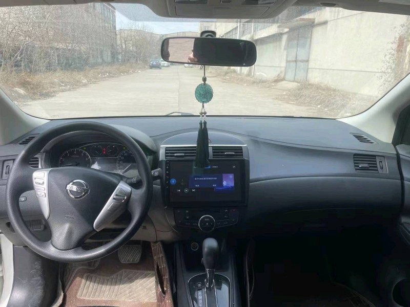 济南16年日产骐达5