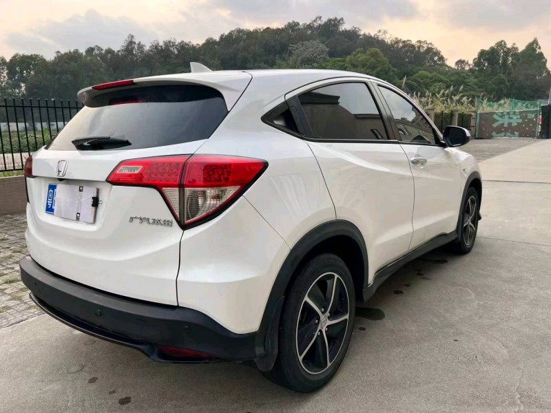 江门21年本田缤智7