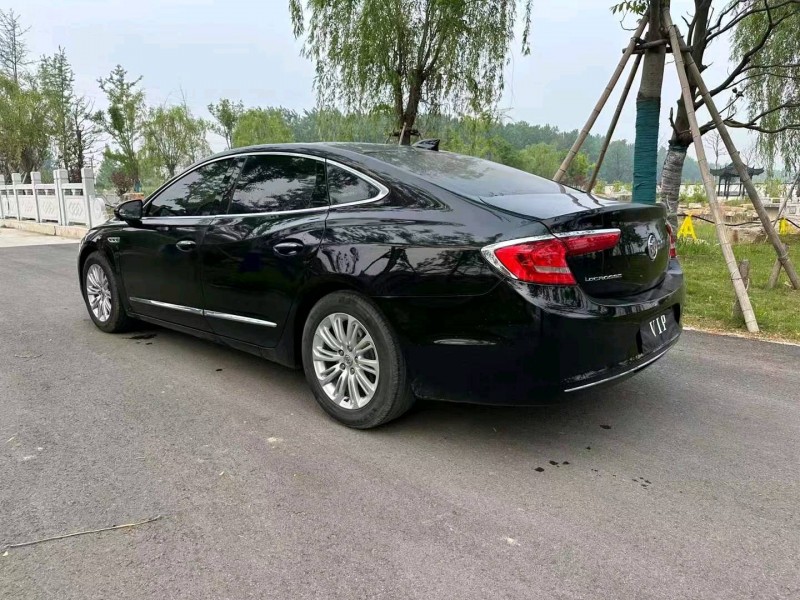 枣庄16年别克君越5