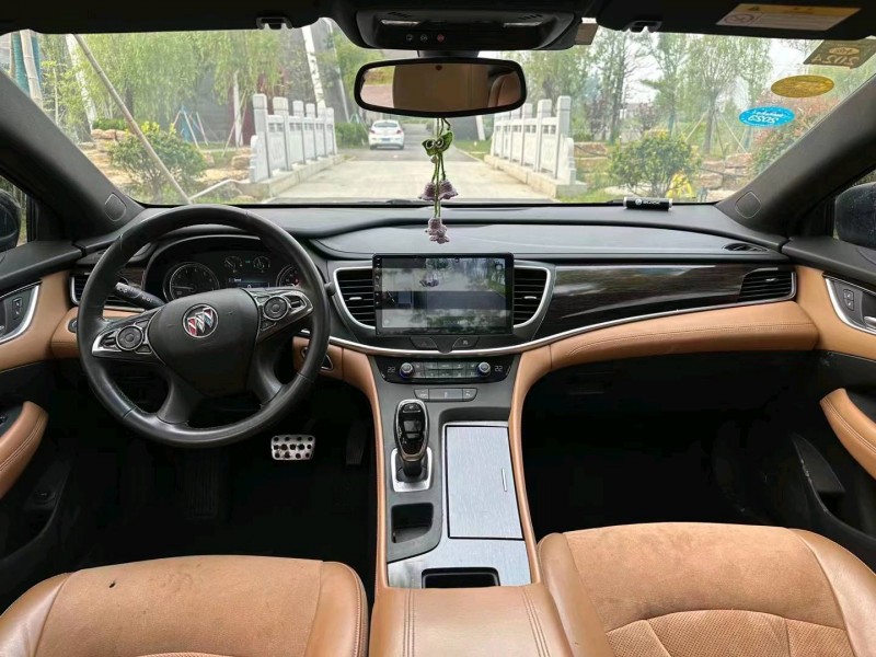 枣庄16年别克君越9