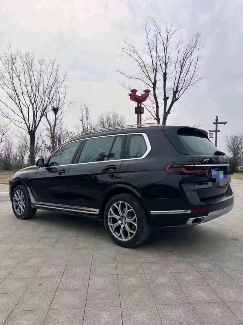 东营23年宝马X76