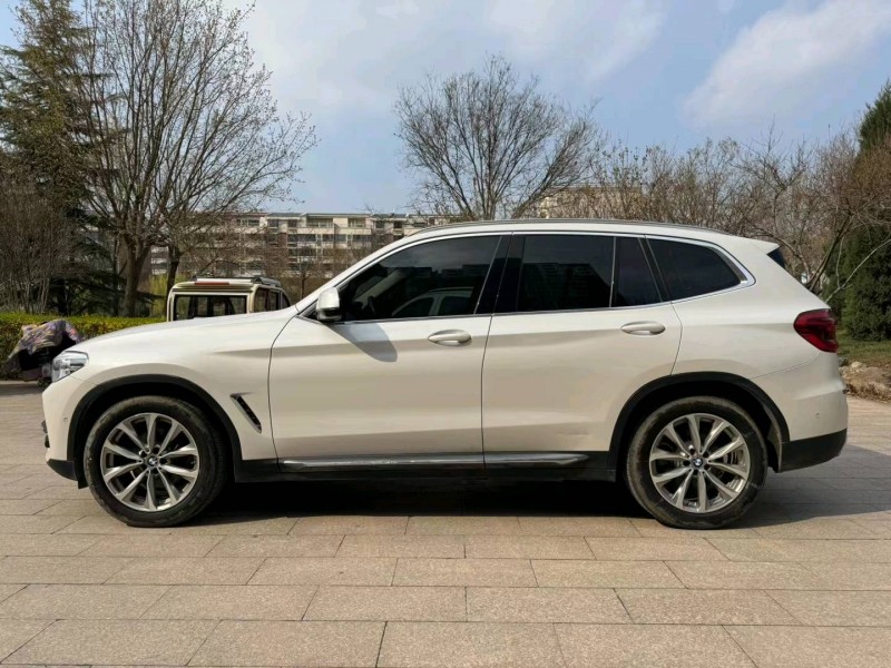 邢台19年宝马X38