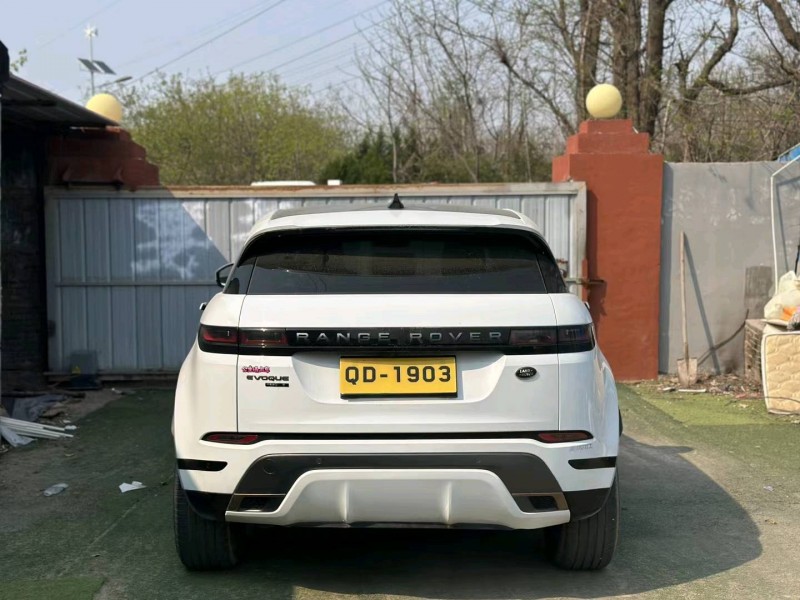 青岛20年路虎极光8