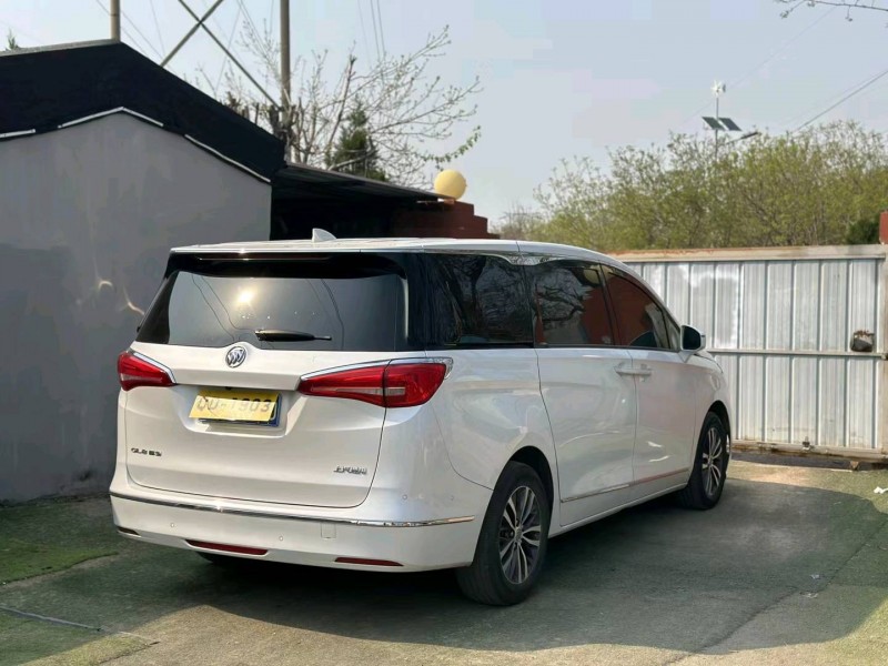 青岛21年别克GL87