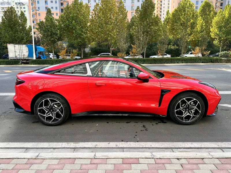 石家莊23年哪吒GT2