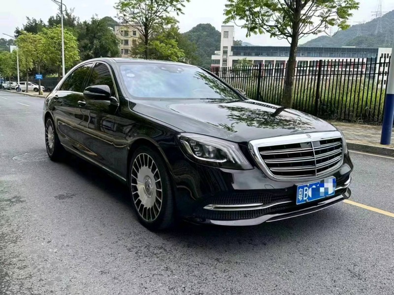 广州17年奔驰S3