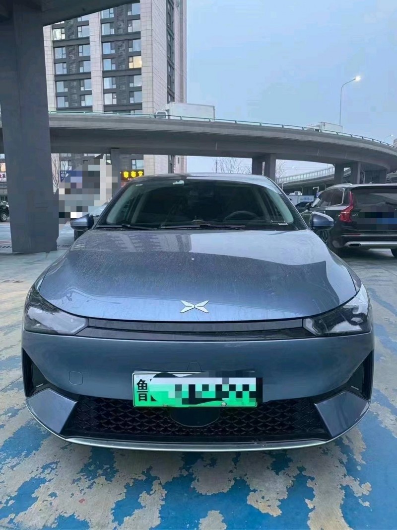 青島23年小鵬汽車P51
