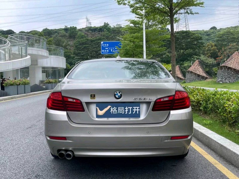 深圳16年宝马5系9
