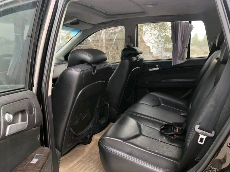 郑州12年荣威W57