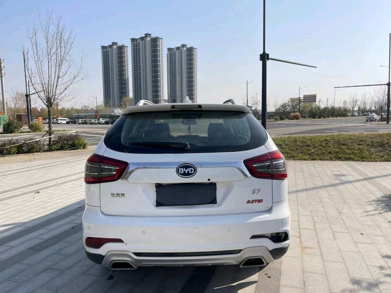 郑州17年比亚迪S74