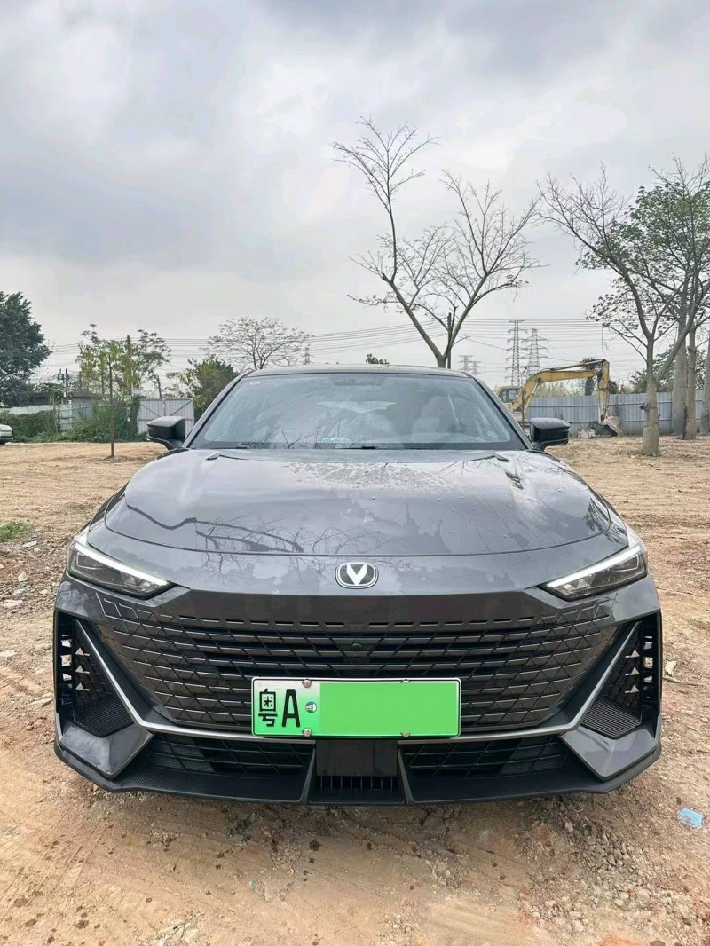 广州23年长安汽车UNI-V1