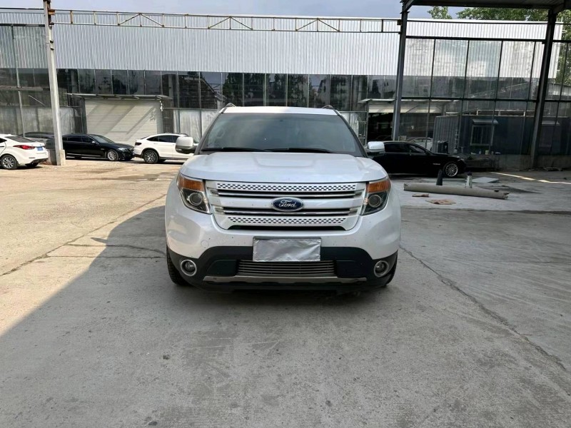 徐州15年福特探险者1