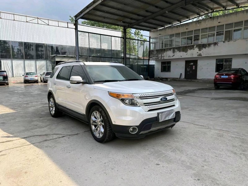 徐州15年福特探险者3